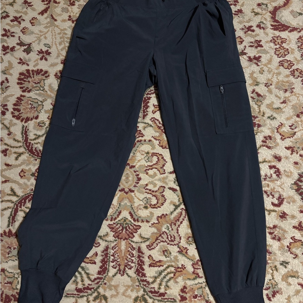 All in Motion ladies Black Cargo Pants